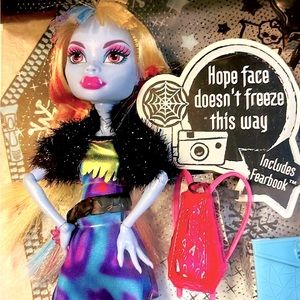 Mattel Monster High Picture Day Abbey Bominable 10.5-Inch Doll Picture Day
